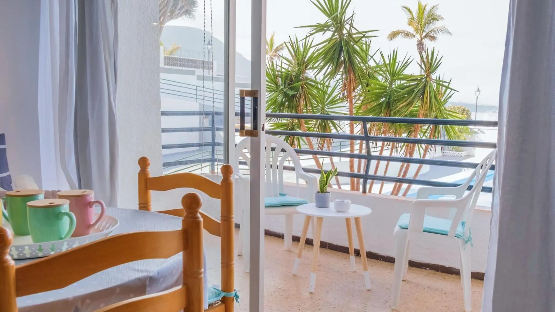 Live Punta Columbus Pool & Beach Front Punta Del Hidalgo Apartment