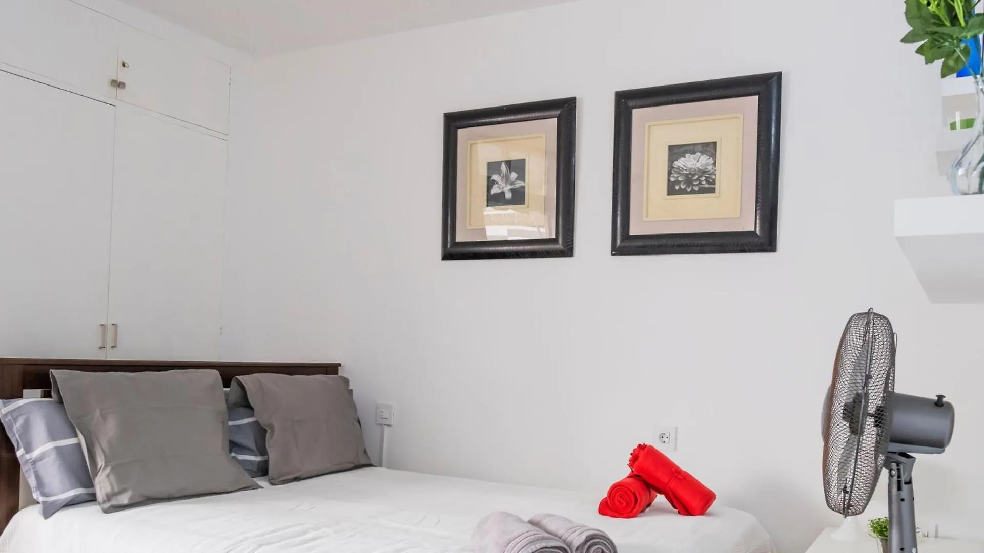 Live Punta Columbus Pool & Beach Front Punta Del Hidalgo 0*,  Spain