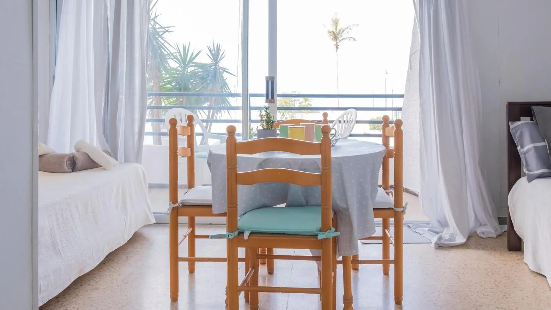 Live Punta Columbus Pool & Beach Front Punta Del Hidalgo Apartment